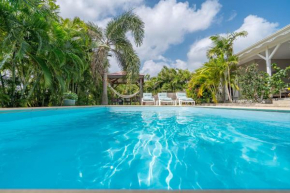 Villa KALINE, 3CH, piscine, jardin tropical